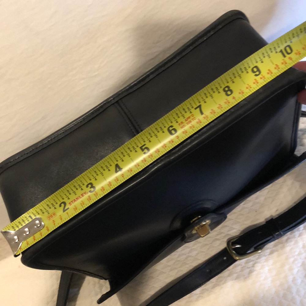 Vintage COACH WILLIS Black Leather Station Turn Lock Crossbody Shoulder Bag - Picture 12 of 15